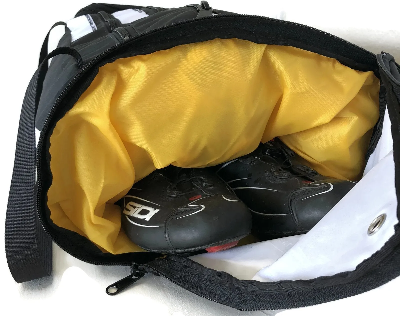 Big Wheel Coaching 2024 CYCLING RACEDAY BAG™