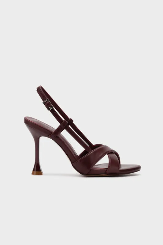 CRISS CROSS HEELED SANDAL