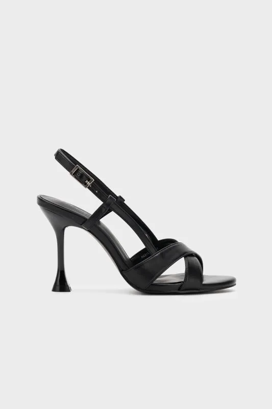 CRISS CROSS HEELED SANDAL