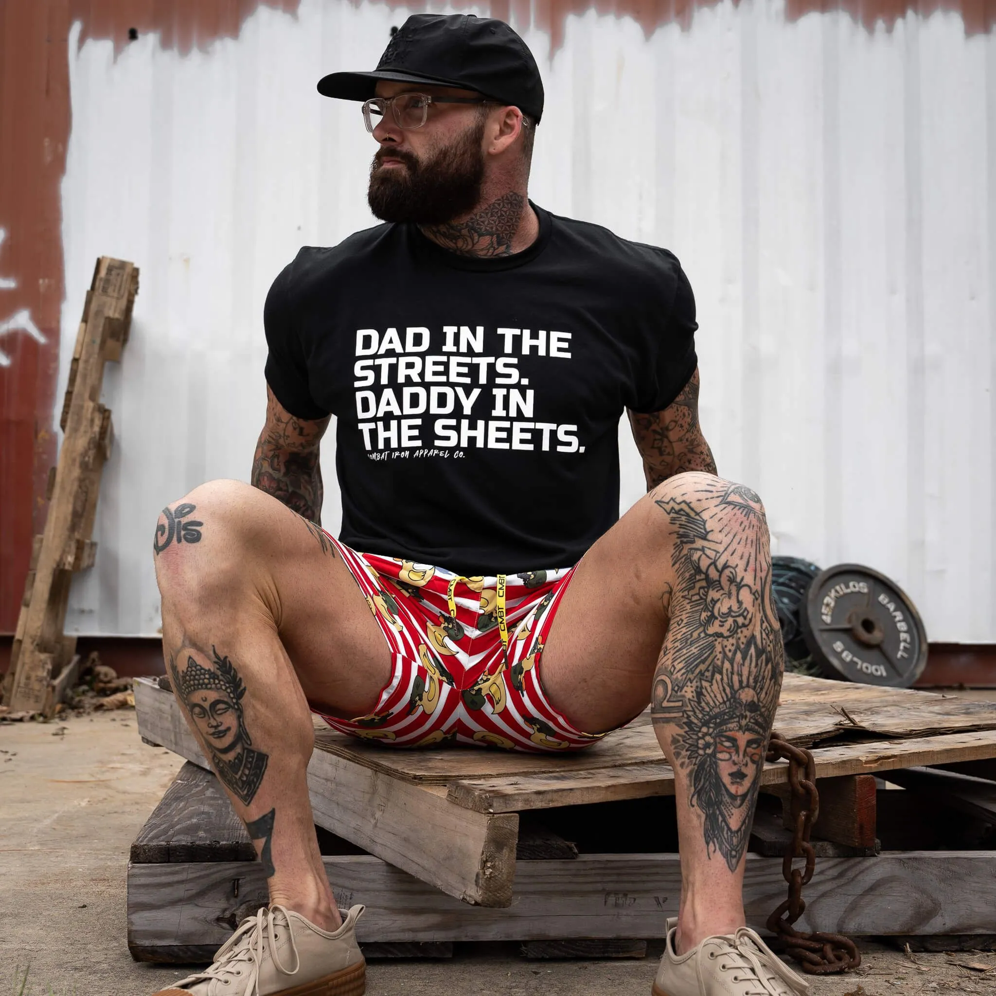 Dad in the Street. Daddy In the Sheets. Men's T-Shirt