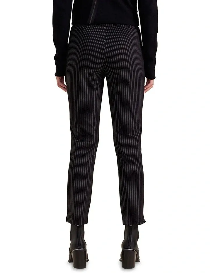 Marco Polo 7/8 Stretch Pant - Pin Stripe/ Black