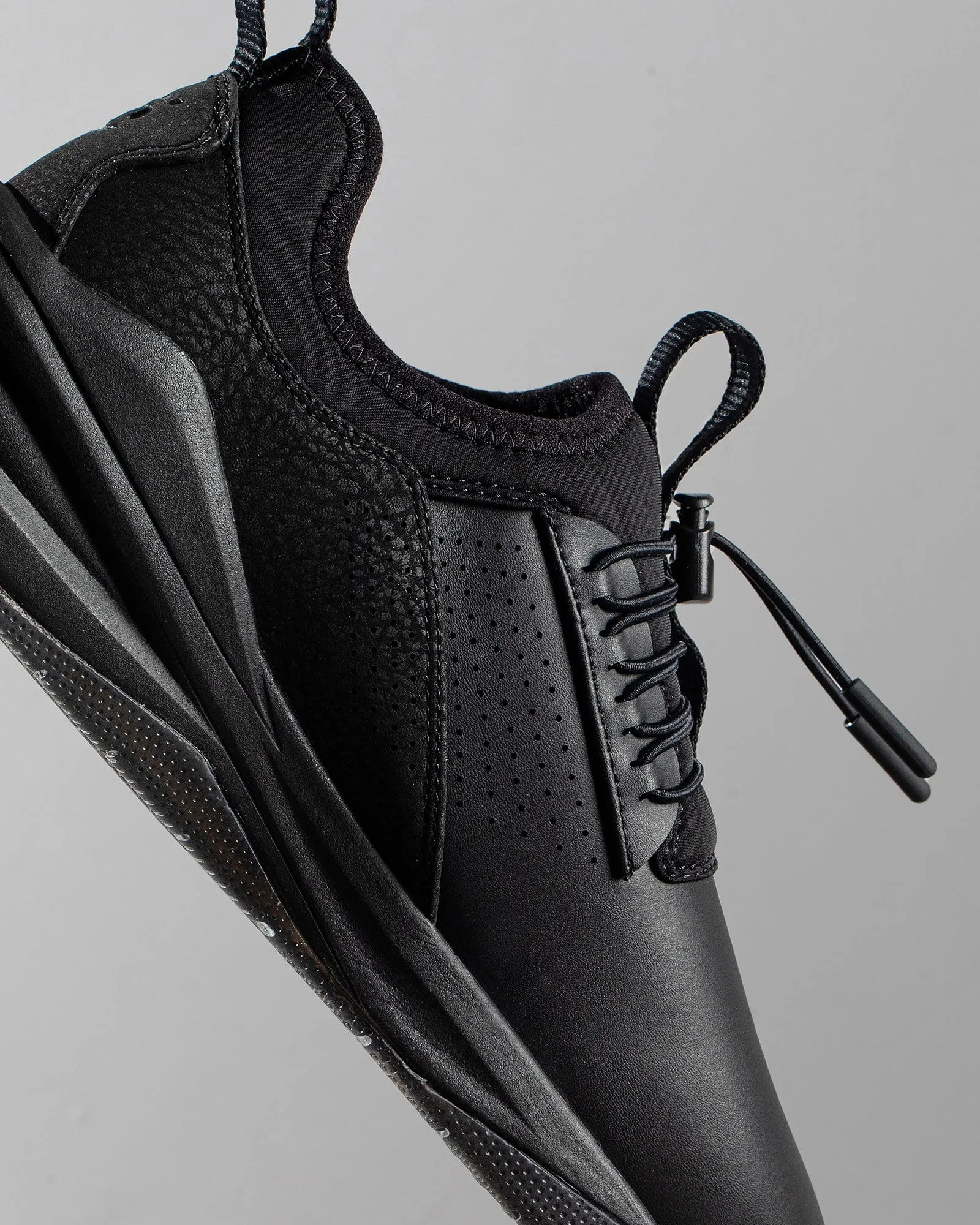 Men's Classic - All Black Option