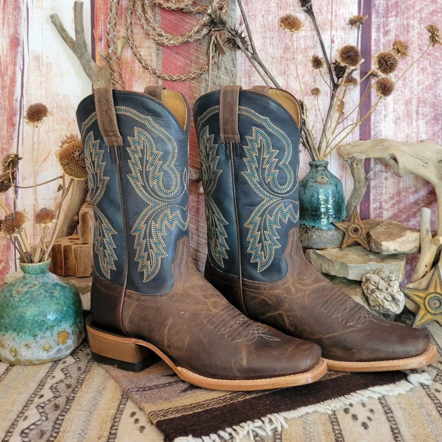 Men's Leather Boots "Futurity Cashout" by Ariat  10053756