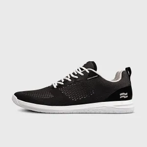 STRIKE MVMNT - Haze Trainer - Deep Black/Classic White