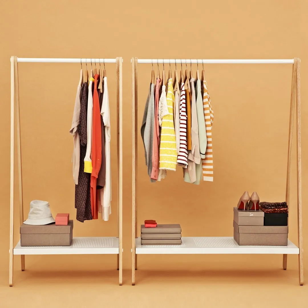 Toj Clothes Rack