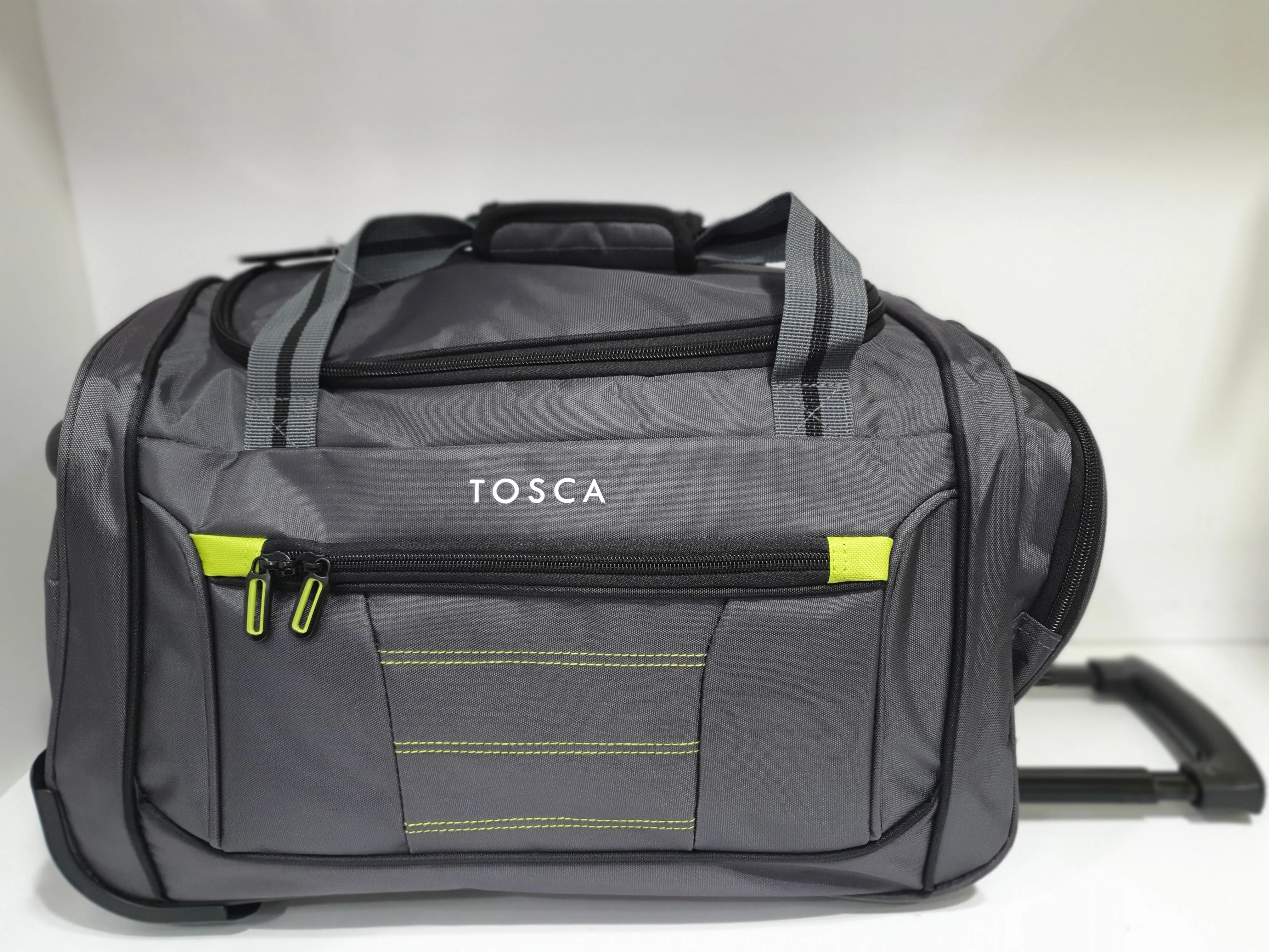 Tosca - SPORTS Small Duffle Wheeled Bag